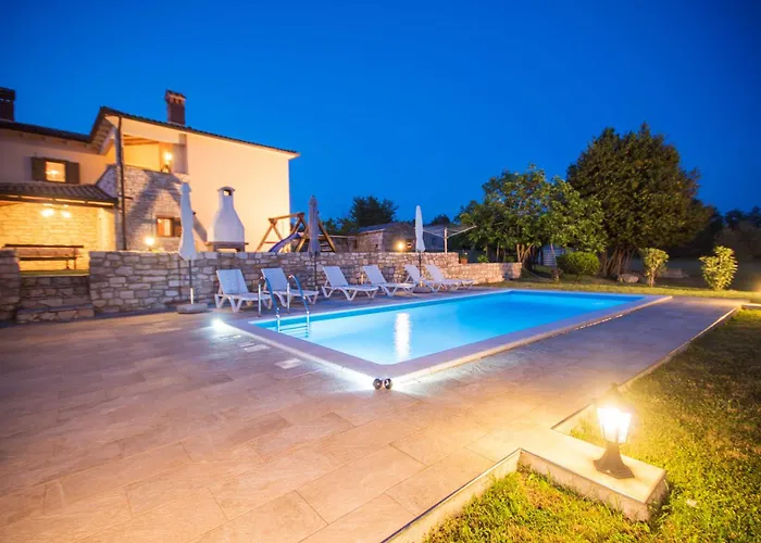 Mendula, A Pet Friendly Rustic Haven Surrounded By Nature Vakantiehuis Šumber